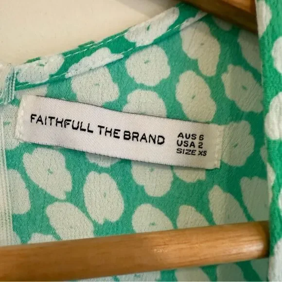 Faithfull The Brand Green and White FloralShort Sleeve Midi Dress - Picture 7 of 8